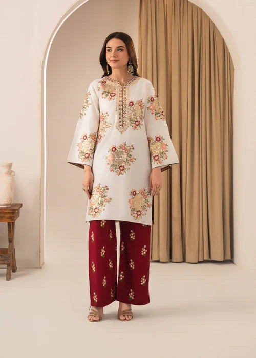 ALAYA EMBROIDERED 2PC