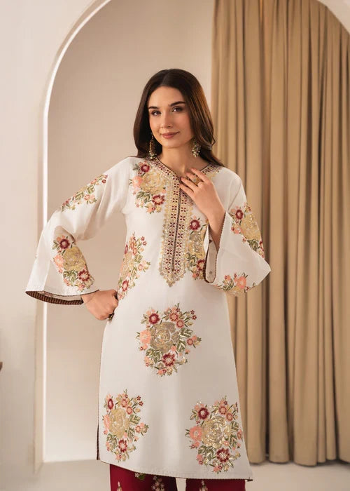 ALAYA EMBROIDERED 2PC