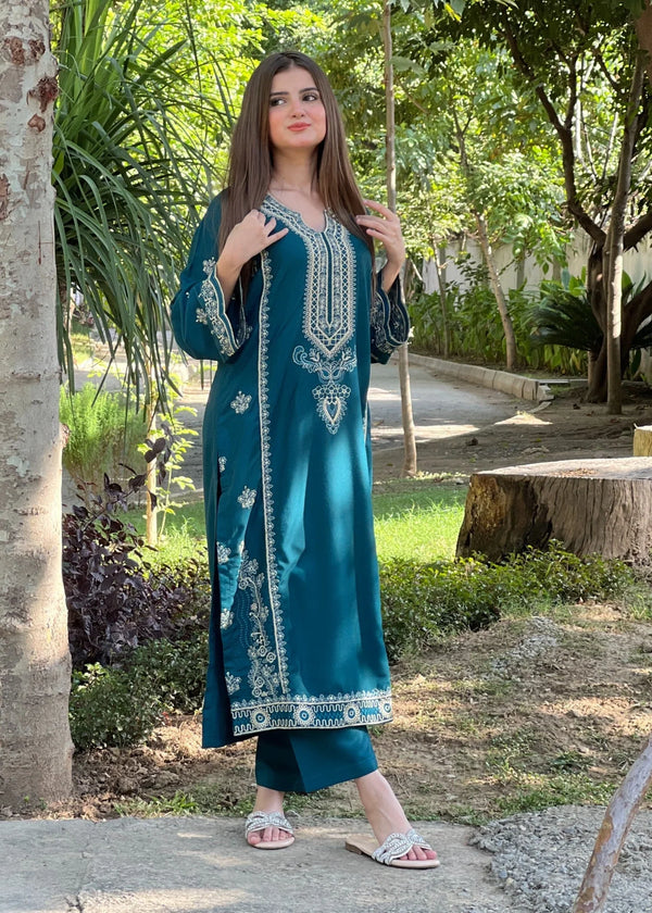 EMARLD GRACE EMBROIDERED 2PC