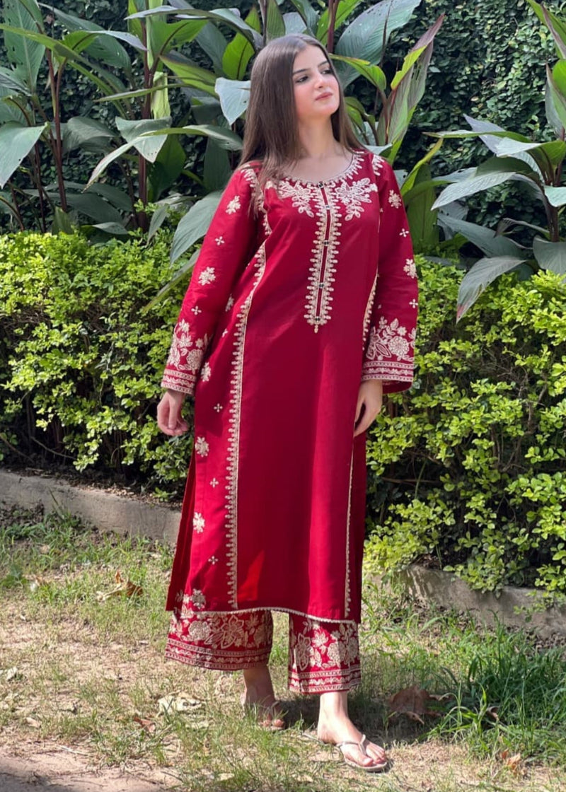 BERRY EMBROIDERED 2PC