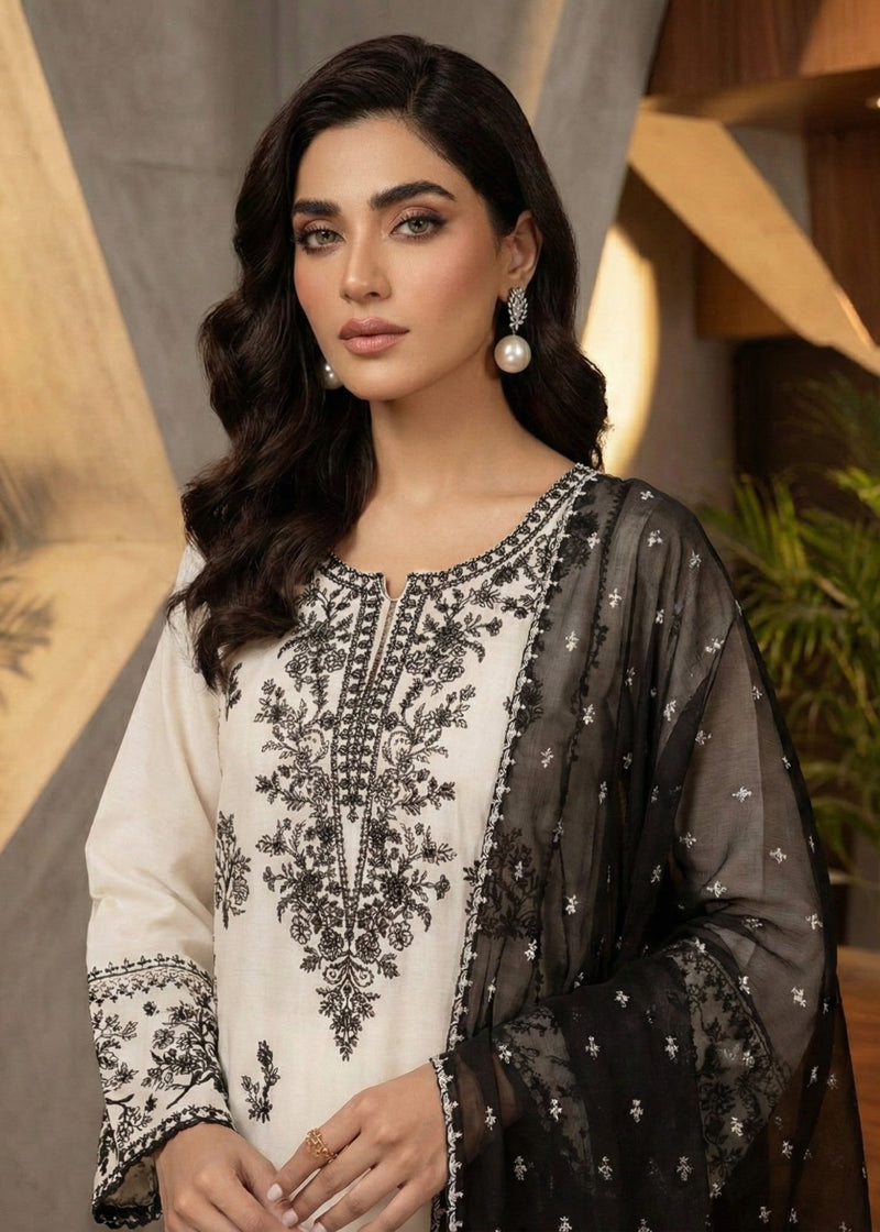 WHITE PEARL EMBROIDERED 3PC