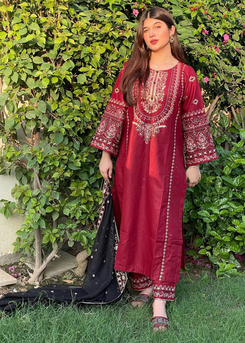 ROYAL EMBROIDERED 3PC